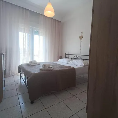 Apartment In The Center Near The Sea